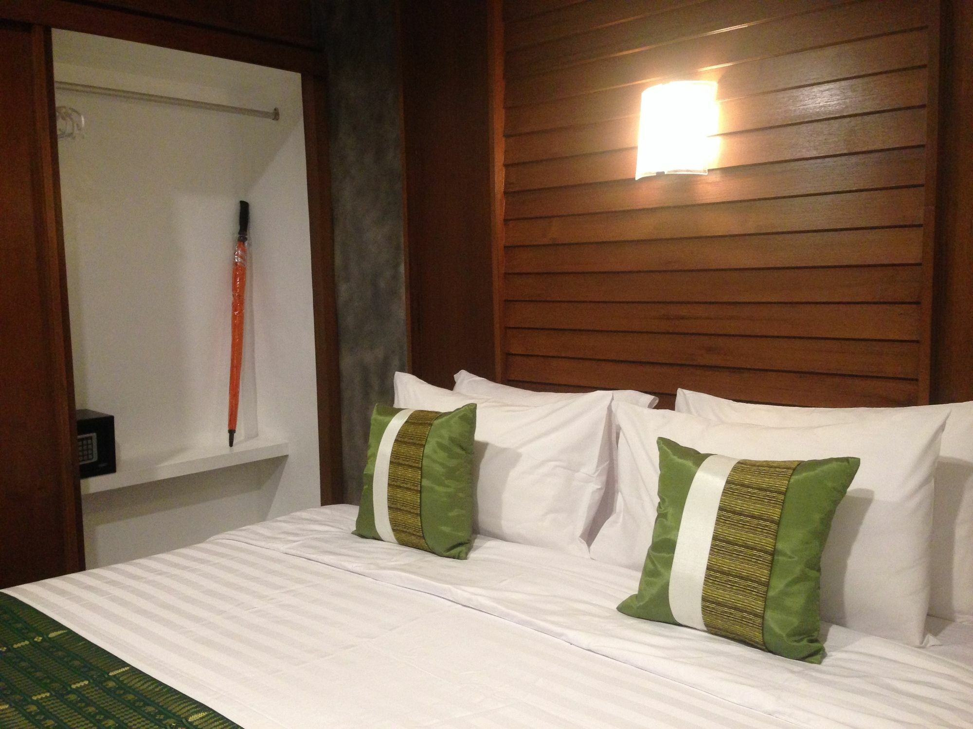Baanphong Lanta Villa Ko Lanta Eksteriør billede
